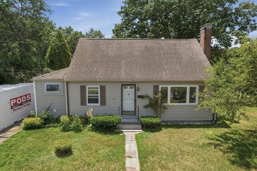 6 Meadowbrook Rd, Hudson, MA, 01749-1906 | Card Image