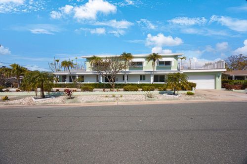 11485 2nd St E, TREASURE ISLAND, FL, 33706-4675 | Card Image