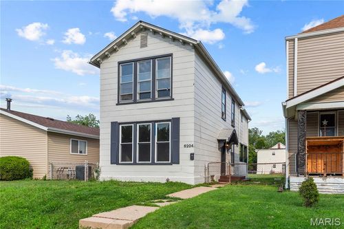6204 Vermont Ave, Saint Louis, MO, 63111-2424 | Card Image