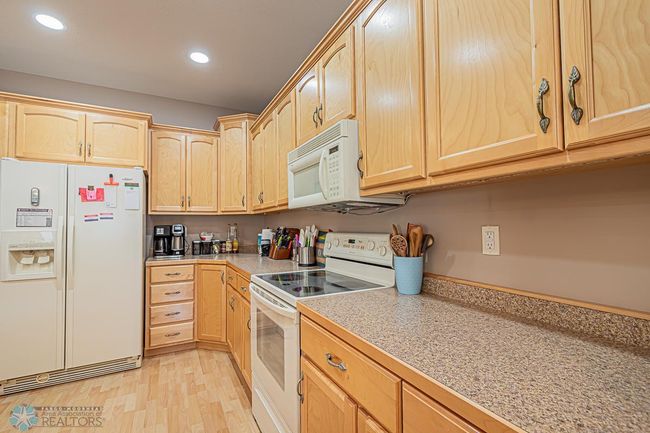 Kitchen | Image 14