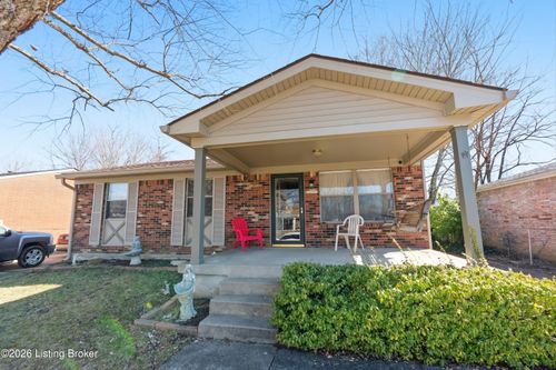 9724 Scarborough Ave, Louisville, KY, 40272-2467 | Card Image