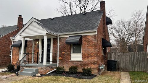 19934 Manor St, Detroit, MI, 48221-1040 | Card Image