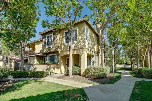 234 Gallery Way, Tustin, CA, 92782-1113 | Card Image
