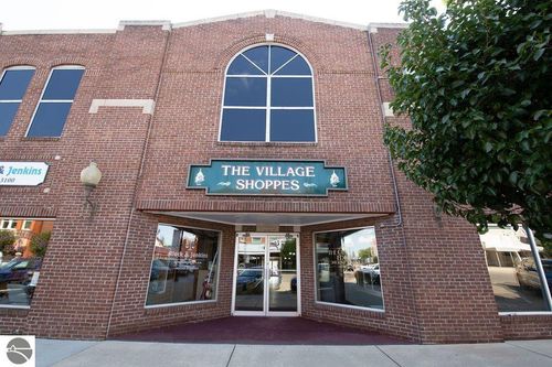 d-108 E Center, Ithaca, MI, 48847 | Card Image