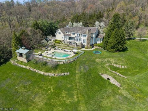 91 Mosle Rd, Far Hills, NJ, 07931-2235 | Card Image