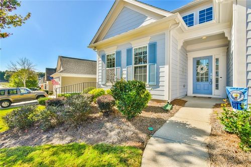 5960 Chimney Rock Dr, Hoschton, GA, 30548-4123 | Card Image