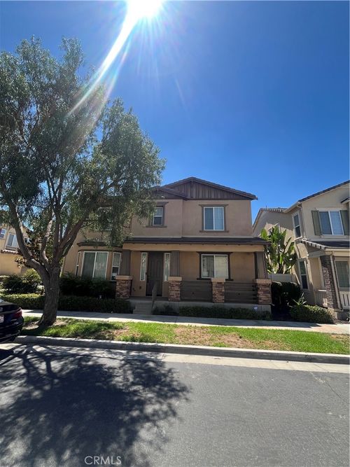 31877 Red Pine Way, Temecula, CA, 92592-4133 | Card Image