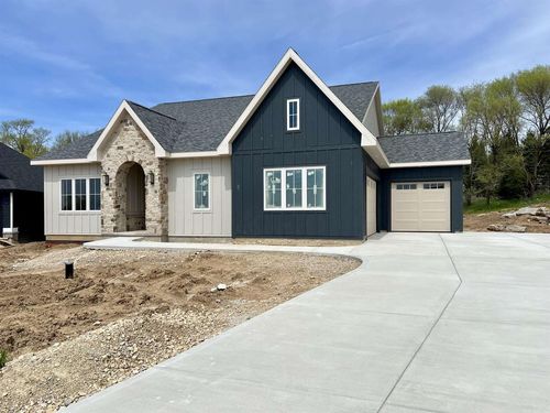 W8778 Blue Violet Court, OAKLAND, WI, 53523 | Card Image