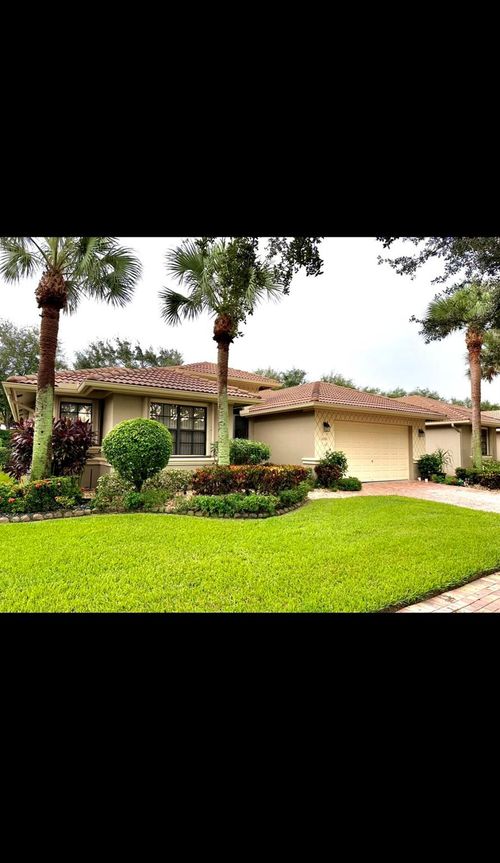 8041 Via Grande, Boynton Beach, FL, 33437-7522 | Card Image