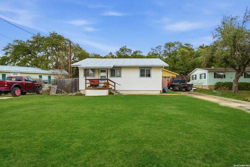 554 Orbit Dr, Canyon Lake, TX, 78133-3453 | Card Image