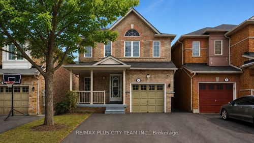4 Slessor Lane, Brampton, ON, L6P1M3 | Card Image