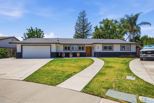 8723 Cabra Court, Elk Grove, CA, 95624 | Card Image