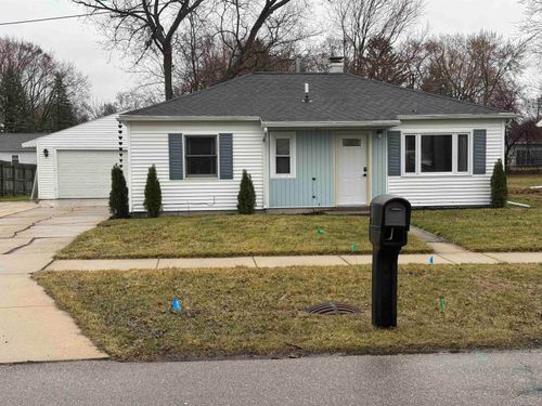2028 Auburn Ave, Holt, MI, 48842-1307 | Card Image