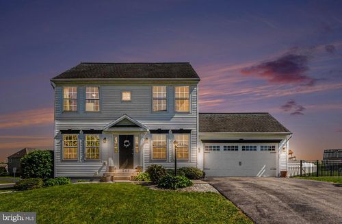 246 Forgedale Dr, Carlisle, PA, 17015-4526 | Card Image