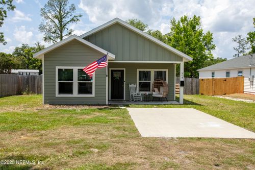 319 Nw 9th Ave, Lake Butler, FL, 32054-1026 | Card Image