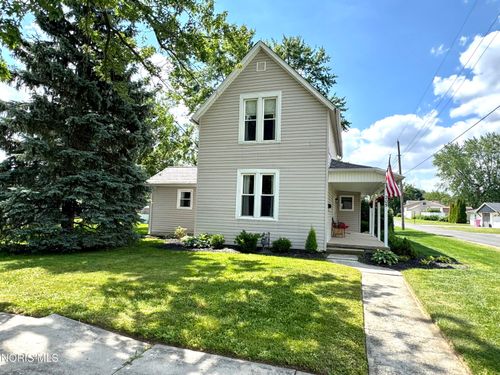 205 E Wallace St, Findlay, OH, 45840-5221 | Card Image