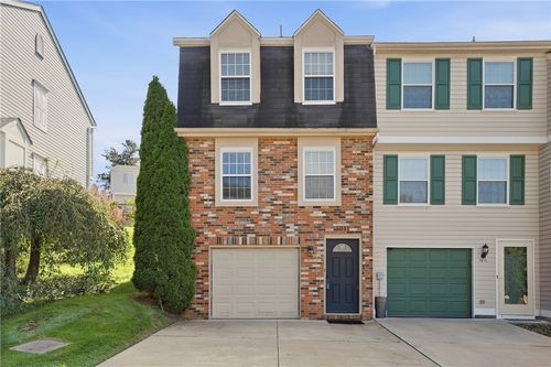 5011 Hamilton Dr, Aliquippa, PA, 15001-9552 | Card Image
