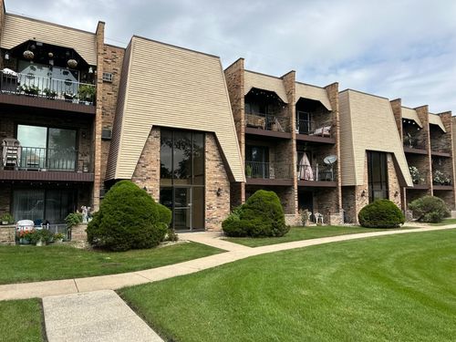 apt-30-7314 Blackstone Ave, Justice, IL, 60458-1055 | Card Image