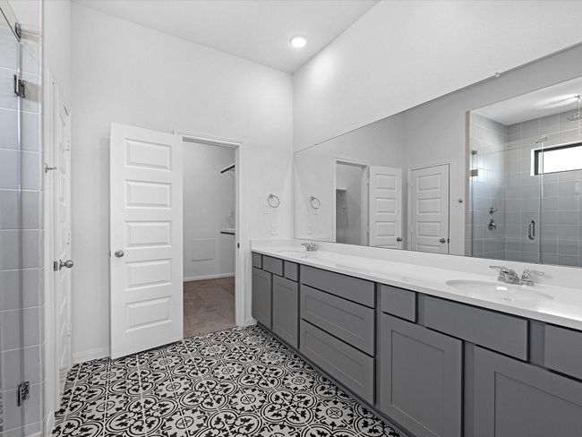 401 County Road 3081, House other with 4 bedrooms, 3 bathrooms and 3 parking in Cleveland TX | Image 14