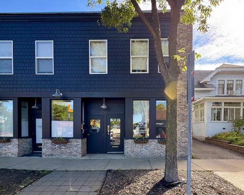 1050 Selby Avenue, Saint Paul, MN, 55104 | Card Image