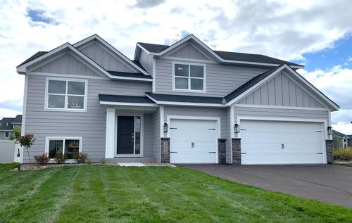 2886 Trinity Dr, Shakopee, MN, 55379-3205 | Card Image