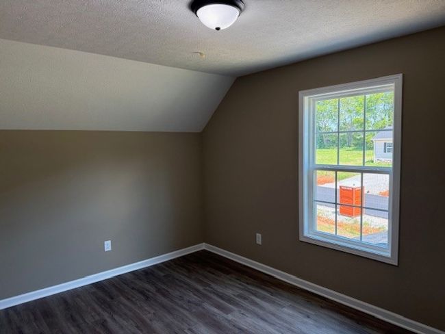 170 Hesselly Rd, House other with 2 bedrooms, 2 bathrooms and 2 parking in Decherd TN | Image 7
