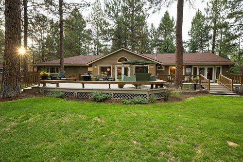 14853 Crupper, Sisters, OR, 97759-9531 | Card Image