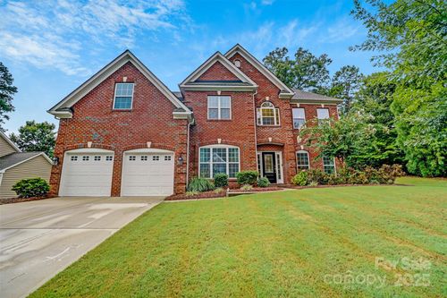 10997 Alabaster Dr, Davidson, NC, 28036-7618 | Card Image