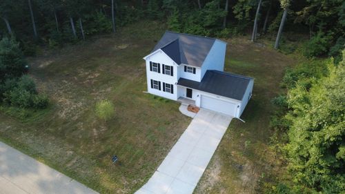 3828 Ryan Woods Cir, Allegan, MI, 49010-8925 | Card Image