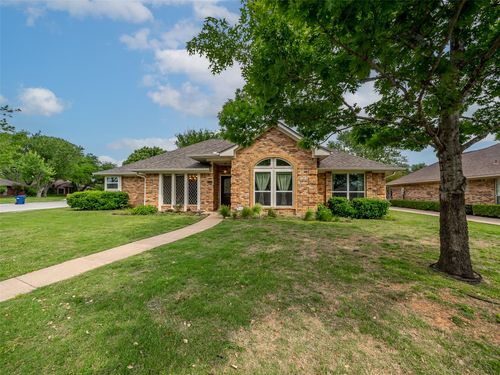 2516 Pepper Tree Cir, Mckinney, TX, 75072-3732 | Card Image