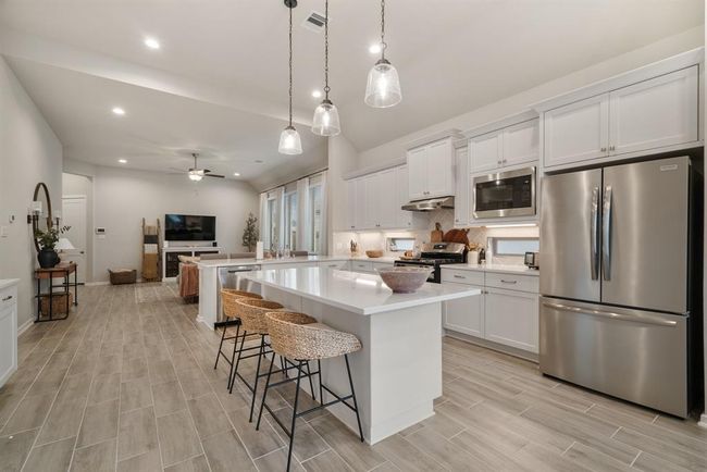 29639 Mahogany View Lane, House other with 4 bedrooms, 3 bathrooms and 2 parking in Fulshear TX | Image 9