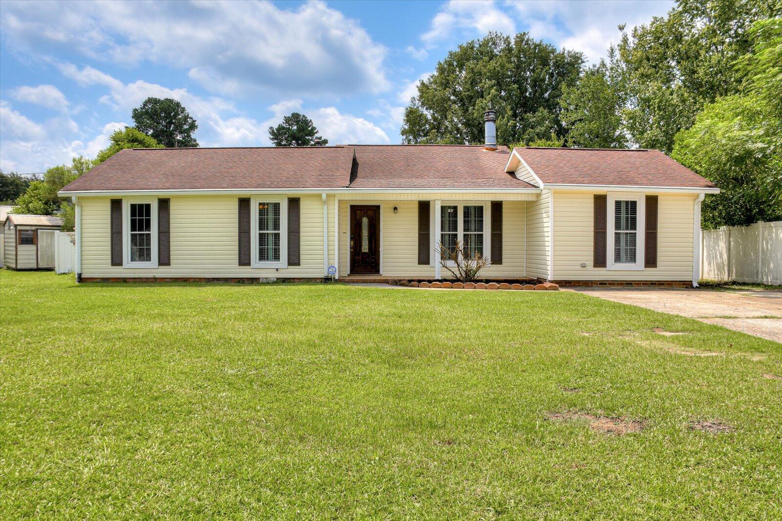 Hollingsworth Dr, Grovetown, GA 30813