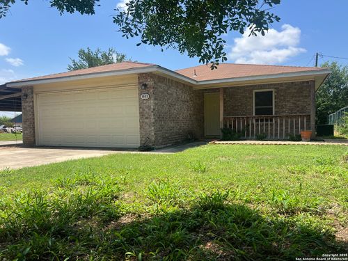 1503 Jami Dr, Pleasanton, TX, 78064-3814 | Card Image