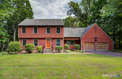 89 Handy Rd, Hamden, CT, 06518-1015 | Card Image