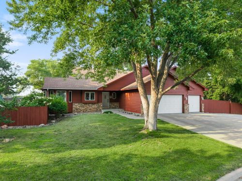 1820 Slater Ln, Burnsville, MN, 55337-5801 | Card Image