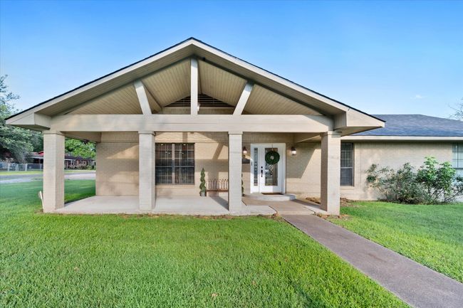 501 N Mount St, House other with 3 bedrooms, 3 bathrooms and null parking in Fairfield TX | Image 36
