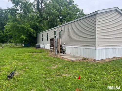22003 Akin Blacktop, Thompsonville, IL, 62890-2515 | Card Image