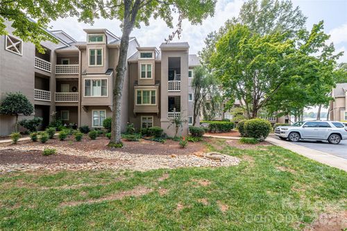646 Portside Dr, Davidson, NC, 28036-8927 | Card Image