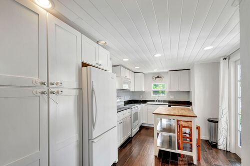 2-412 El Prado, West Palm Beach, FL, 33405-1952 | Card Image