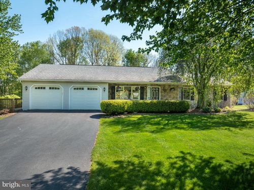 285 Lutz Ln, PORT MATILDA, PA, 16870-7927 | Card Image