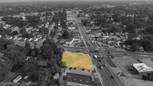 29030 Utica Rd, Roseville, MI, 48066-4623 | Card Image