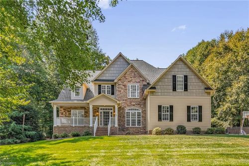 276 Old March Rd, Advance, NC, 27006-7566 | Card Image