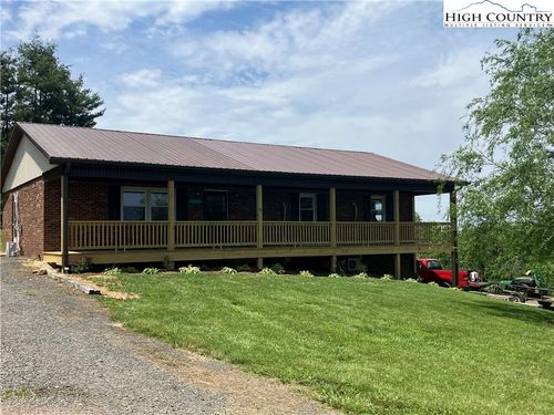 11113 Glade Valley Rd, Ennice, NC, 28623-9151 | Card Image