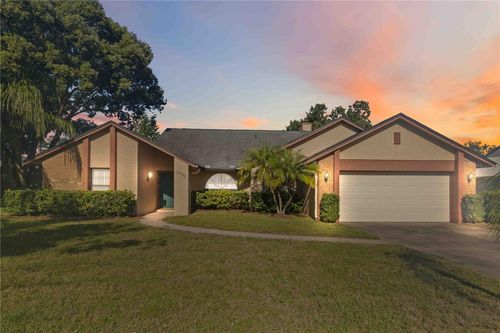 2530 Creekview Cir, OVIEDO, FL, 32765-7541 | Card Image