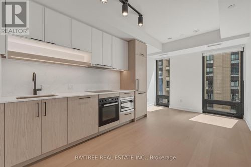 705-91 Montclair Avenue, Toronto (Forest Hill South), ON, M5P0A9 | Card Image