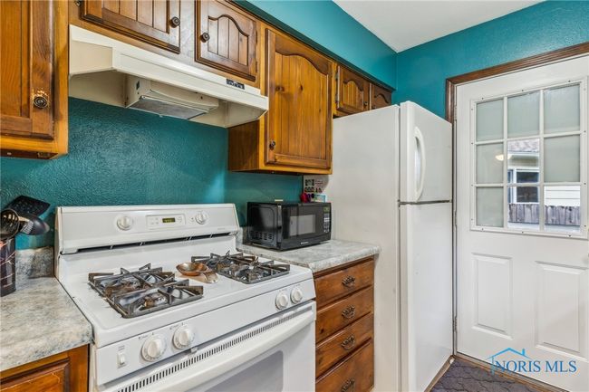 6727 Pelton Dr, House other with 3 bedrooms, 2 bathrooms and 2 parking in Whitehouse OH | Image 12