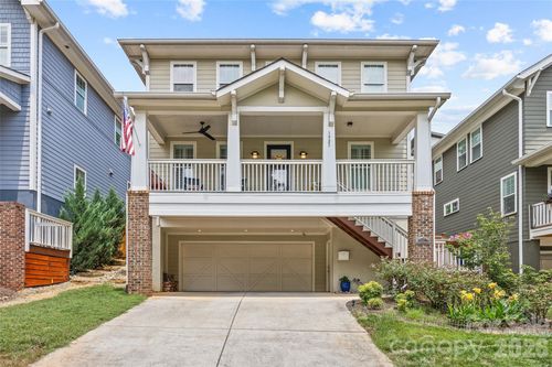 1923 Hamorton Pl, Charlotte, NC, 28205-3527 | Card Image