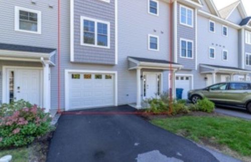 115 Forestedge Way, Manchester, NH, 03102-8471 | Card Image