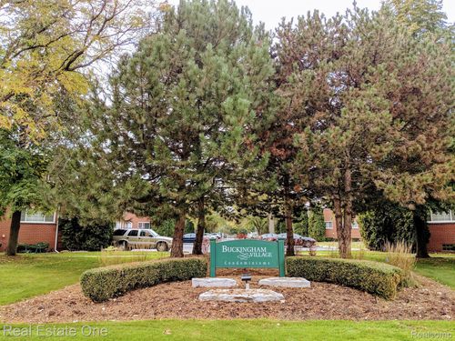 d5-463 N Eton St, Birmingham, MI, 48009-5953 | Card Image