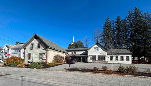 11 Court Street, Morristown, VT, 05661 | Card Image